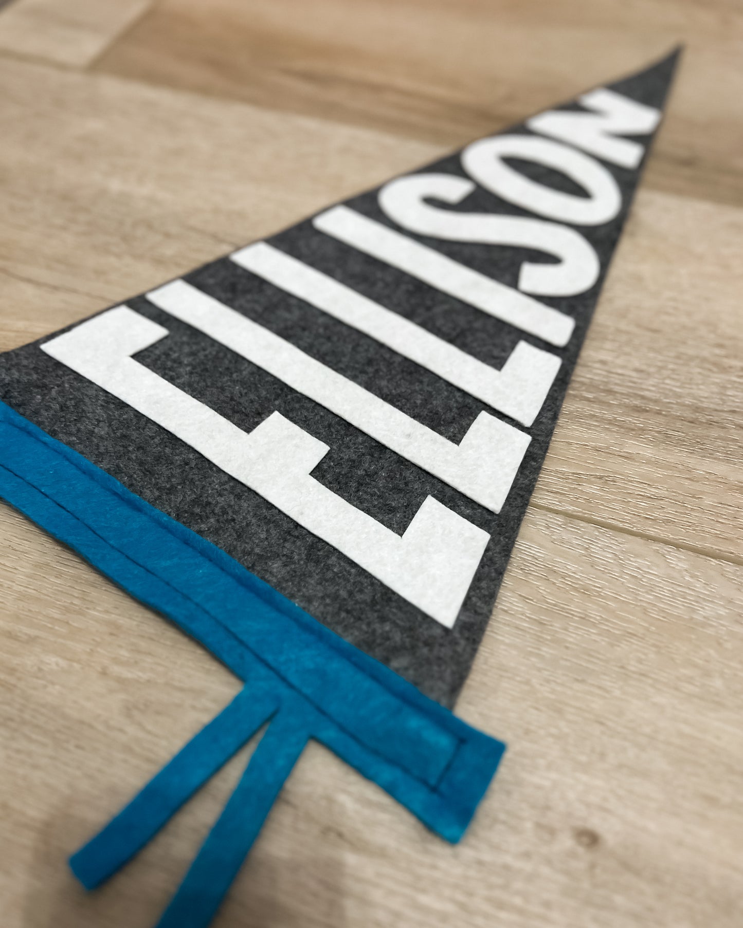 BLOCK Traditional Pennant
